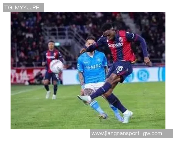 意媒透露科莫利计划冬窗引进图卢兹后卫克雷斯韦尔助力尤文图斯